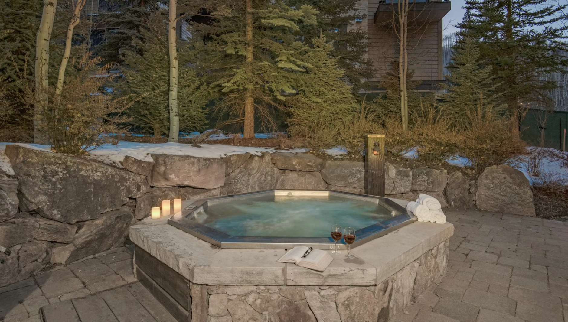 Village Walk Place - Image 34